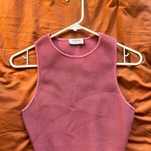 Aritzia/Babaton Sculpt Knit Cropped Racer Top